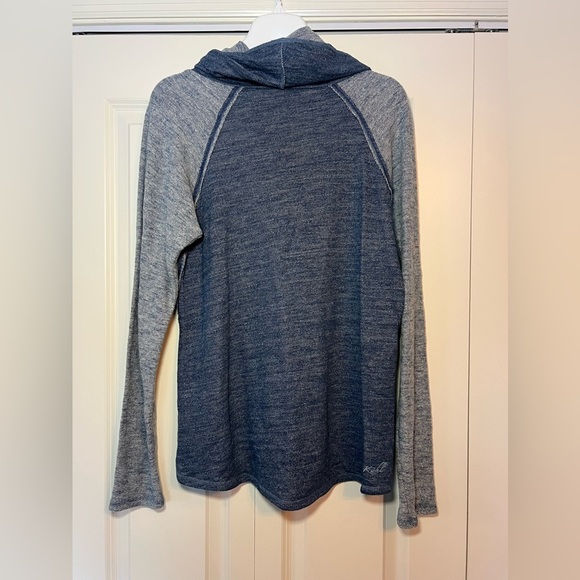 KÜHL women’s Nova pullover. Cowlneck. Size large. - Picture 9 of 10